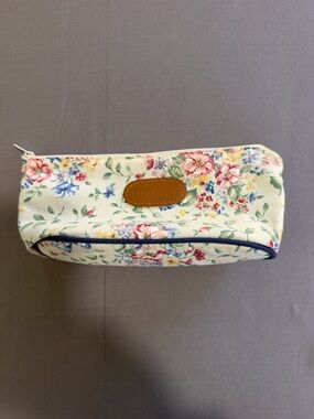 Longaberger Cream Floral Canvas Cosmetic Pouch with Blue Trim